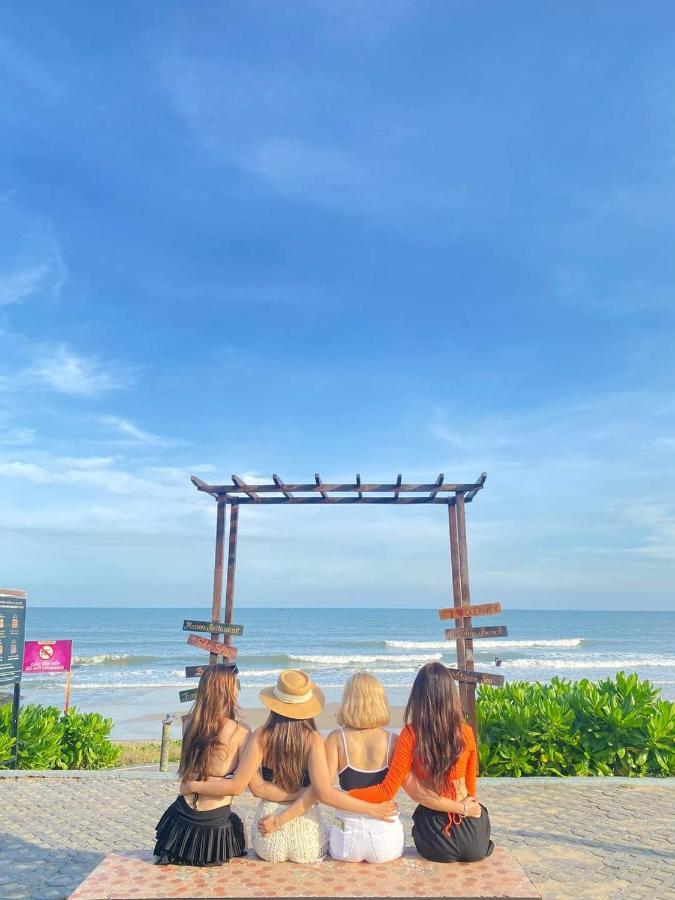 Oceanami Villa Resort: Beachfront Villas with Pool and BBQ in Long Hai Exterior photo